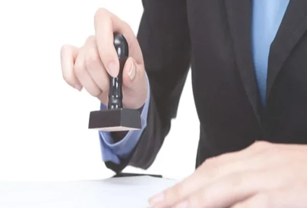 Apostilla vs Legalización: diferencias, requisitos